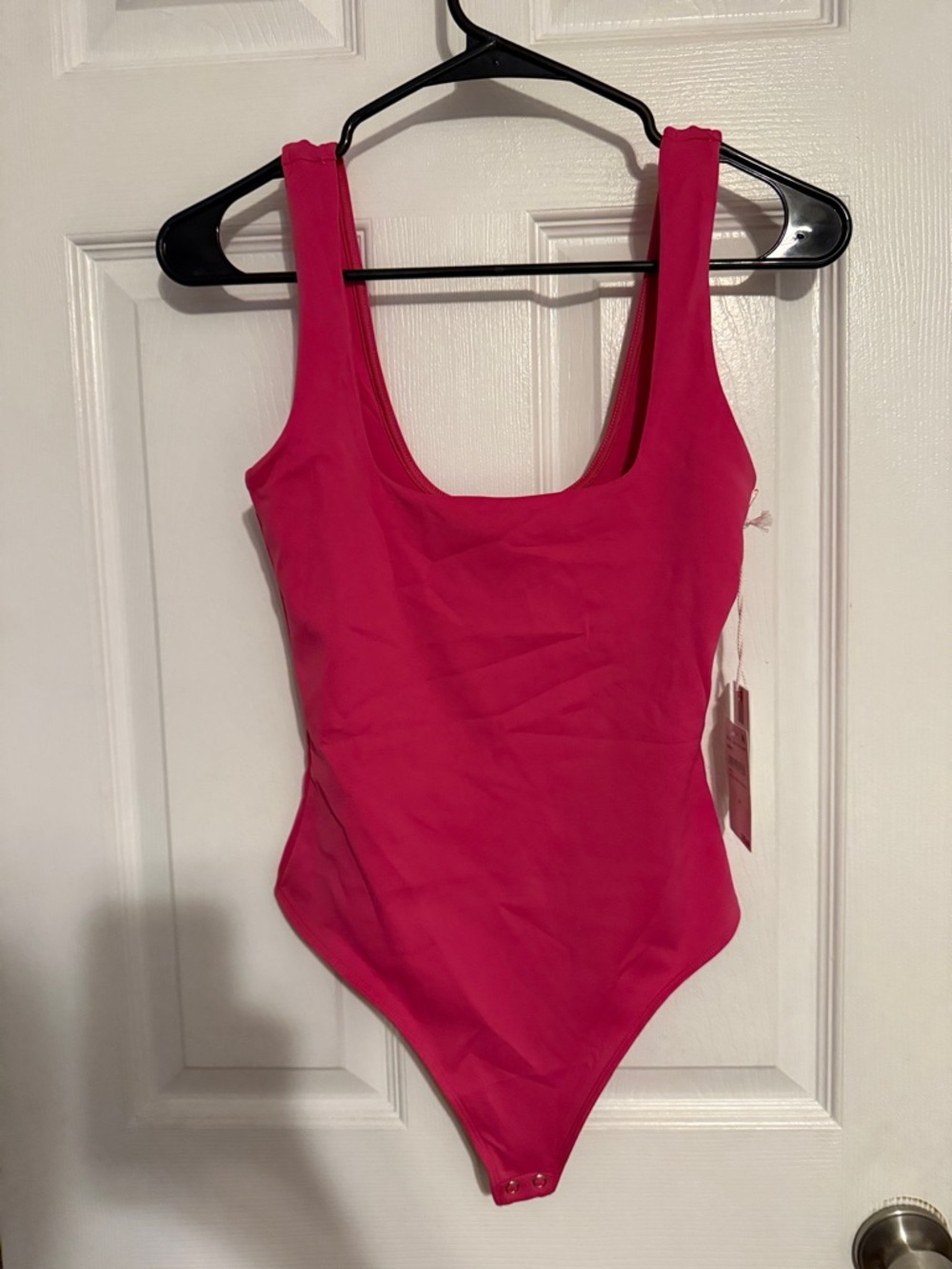 Good American Bright Pink Scoop Neck Bodysuit